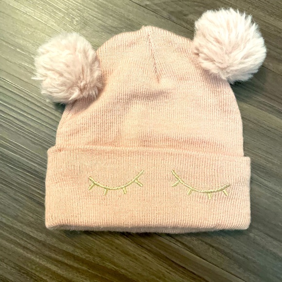 H&M Blush Knit Beanie with Pom-Poms eyelashes size 4T/6X - Picture 1 of 4